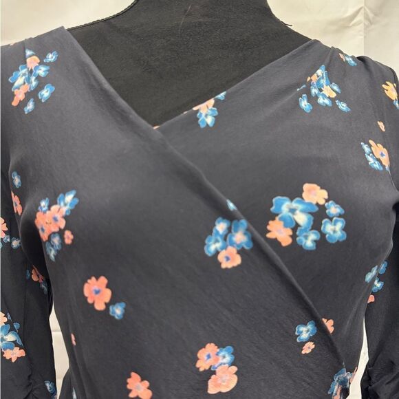 Witchery Floral Silk Dress Navy - Picture 4 of 11